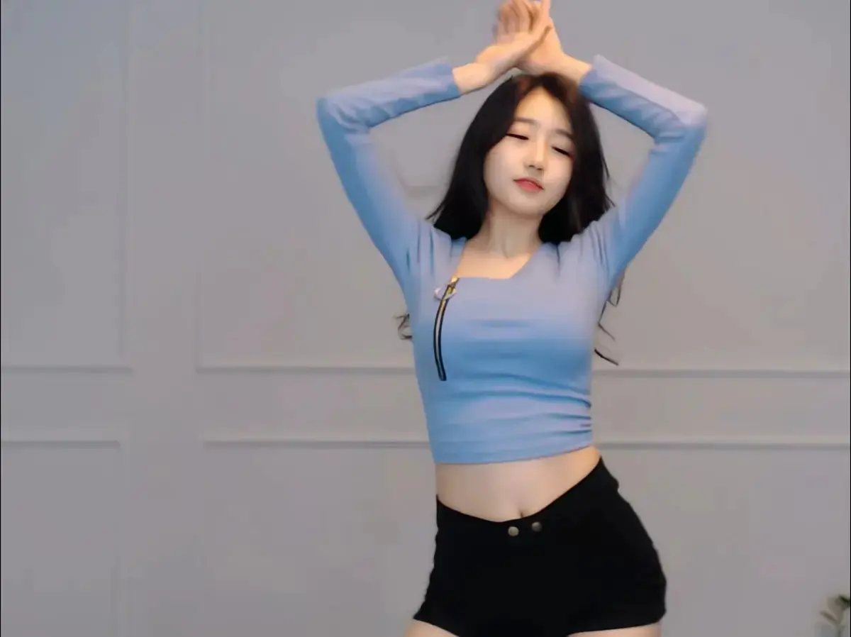 《onlyfans每日大赛》徐雅终极剪辑在线抢先看-抖音爆款徐雅8月加长版高能瞬间-onlyfans每日大赛免费观看无广告