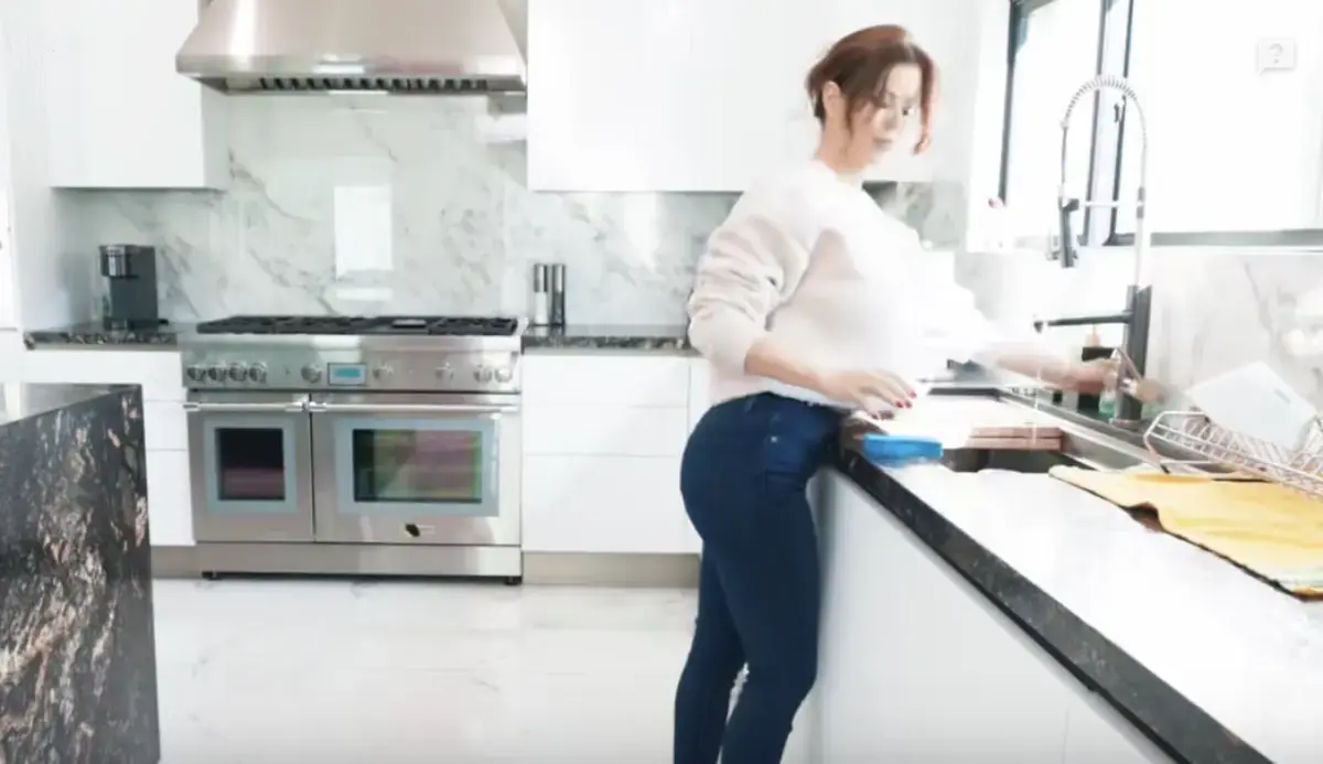 《Alexis Fawx》未删减版高清播放 - Alexis Fawx全集资源免费看 - 1080P超清画质在线观看与下载