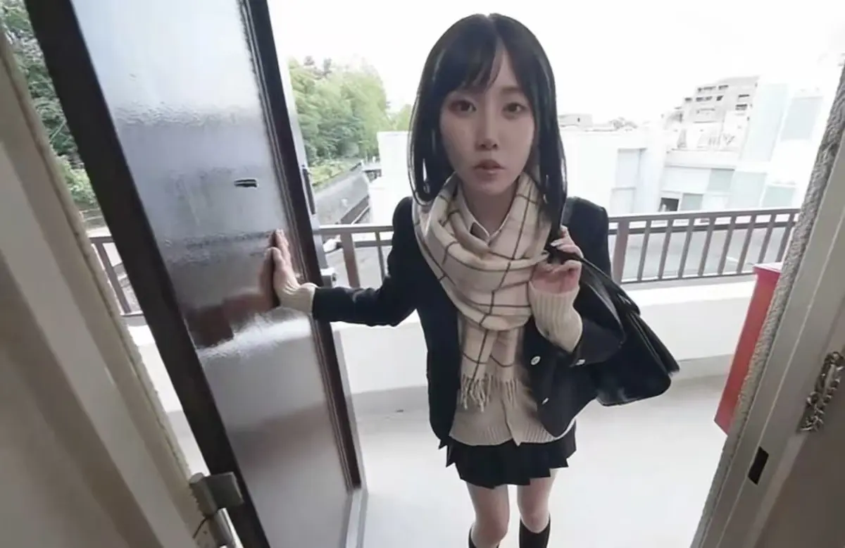《泡在我家的辣妹-真人版》HD高清全集在线观看-《泡在我家的辣妹》满天星系列无删减版-免费观看1080P蓝光画质无广告
