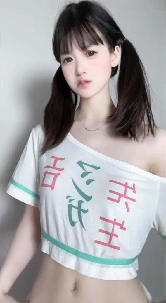 《萌小栖》萌系写真视频礼包-完整版4K超清未删减-内嵌字幕无水印-百度网盘夸克网盘资源