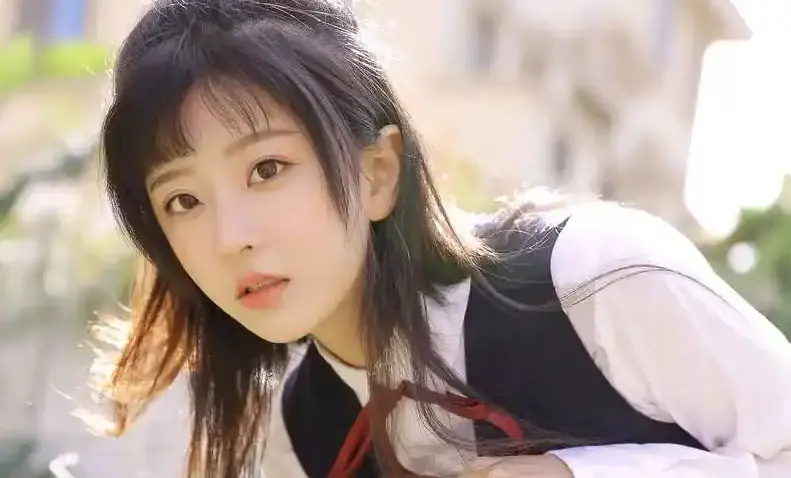 1978美国电影《美丽小蜜桃》未删减版在线观看-《美丽小蜜桃》高清全集免费播放-无广告流畅不卡顿